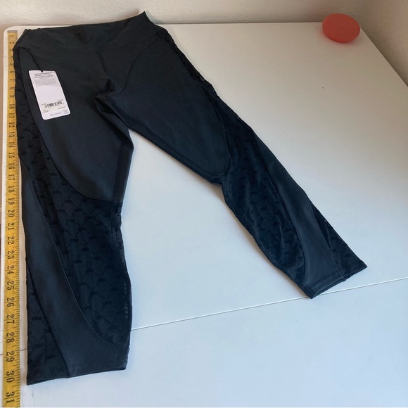 ALO Yoga Airlift Mesh High-Waist Celeste Capri Black Size M - Picture 7 of 7